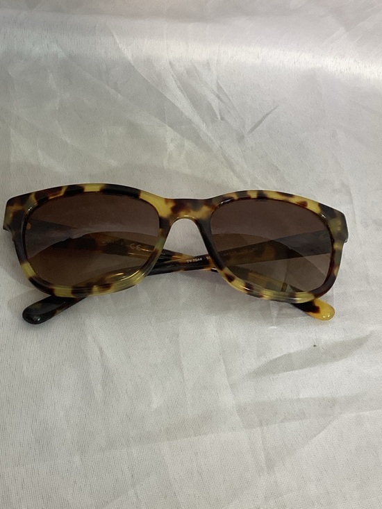 Tory Burch Accessories - Tory Burch sunglasses